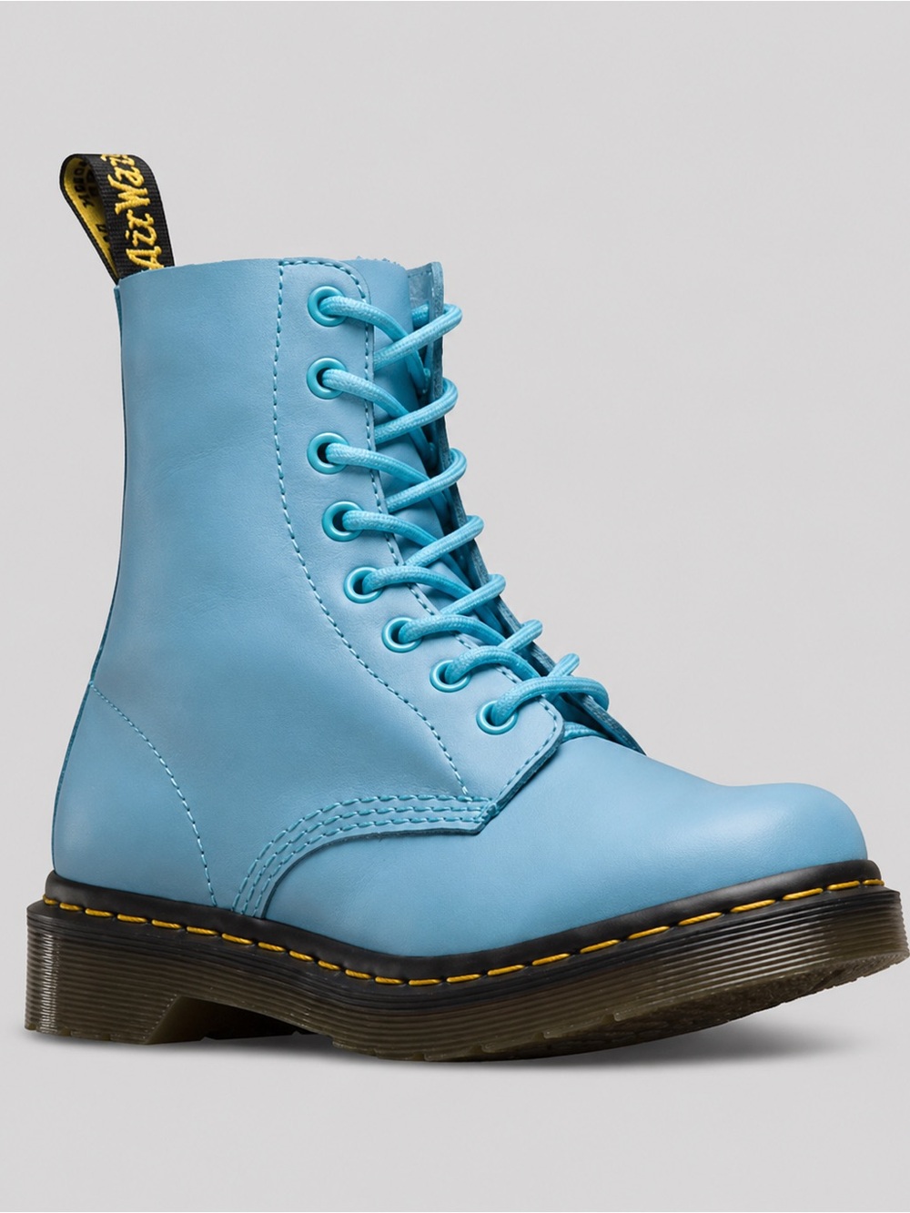 Dr. Martens Pascal Virginia Leather Sky Blue Monochromatic Women’s size 7 NEW!!!